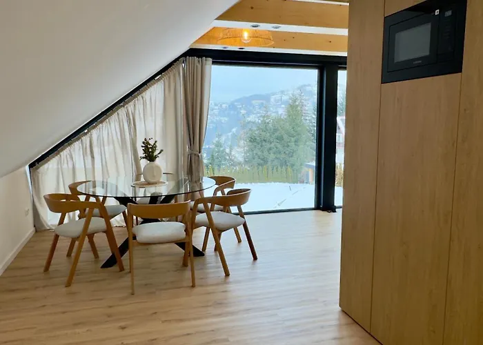 Swierkowa Osada * ايستينبا